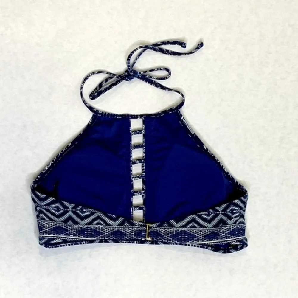 La Blanca Halter Bikini Top Size 6 Indigo Geometric Aztec Padded Peekaboo Front
